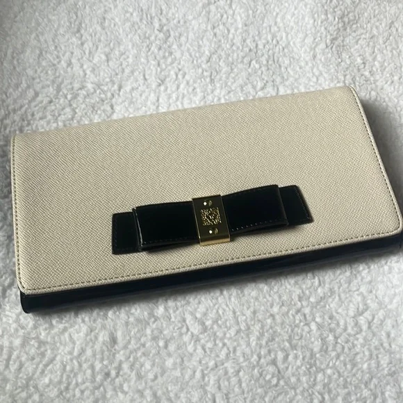 Anne Klein Bags Anne Klein Womens Beige Black Patton Leather